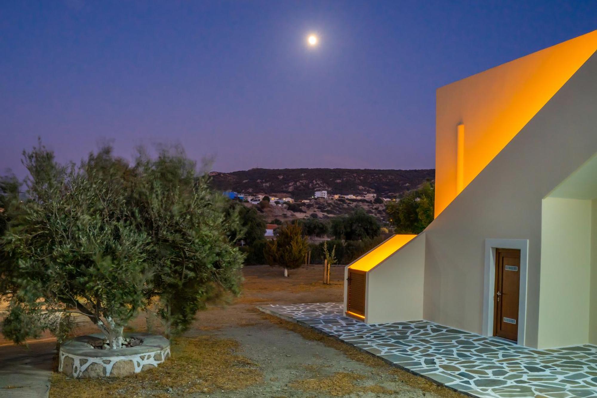 Olive Studios Karpathos Studio #4 Екстериор снимка